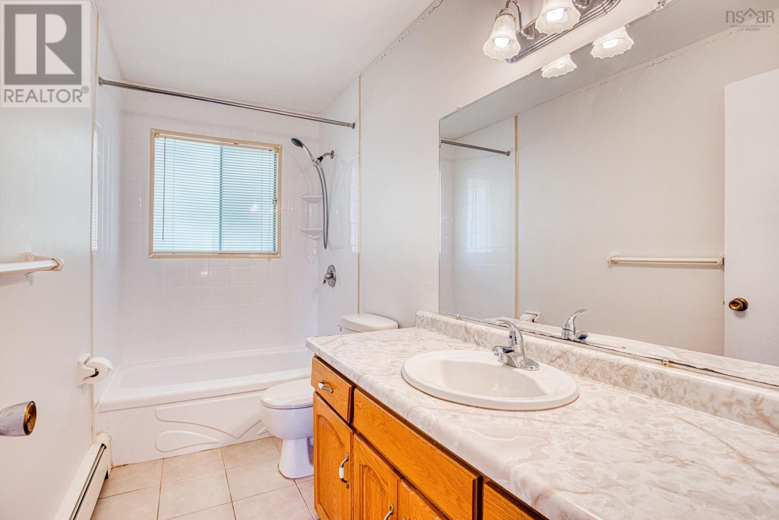 36 Birkdale Crescent - 32