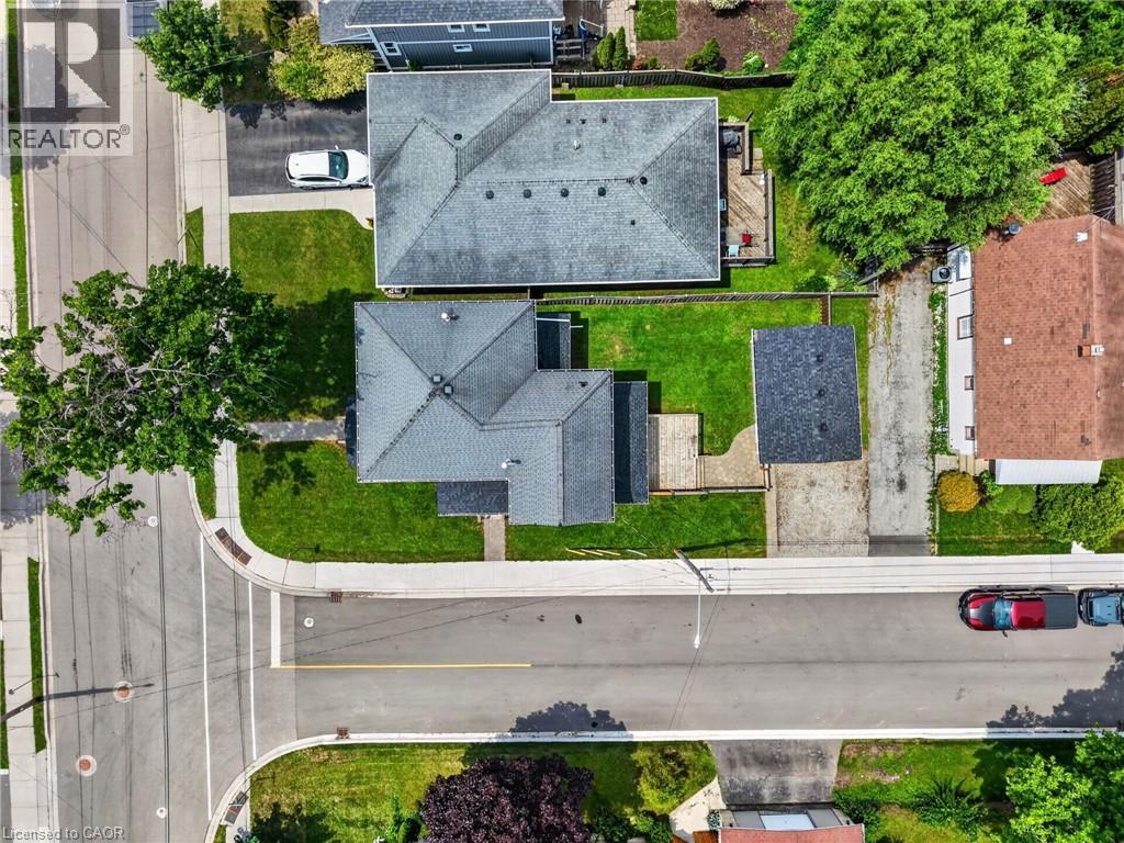 317 ALDER Street W - 31