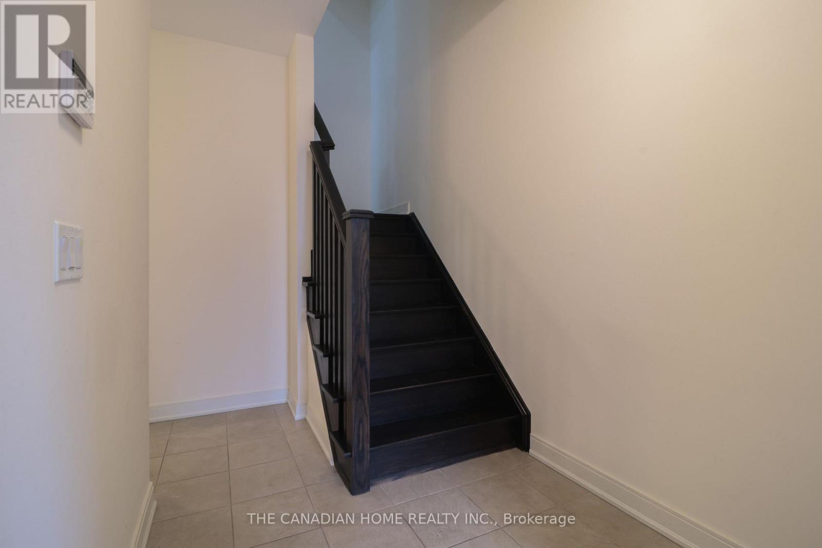 433 VETERANS DRIVE - 7