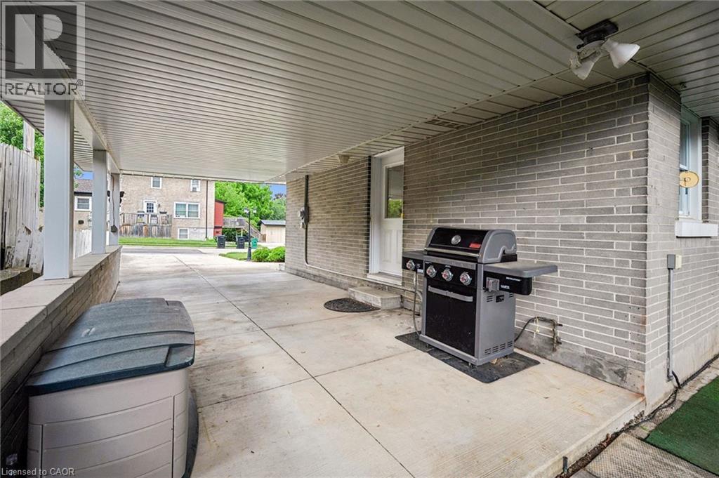 31 THIRD Avenue - 16