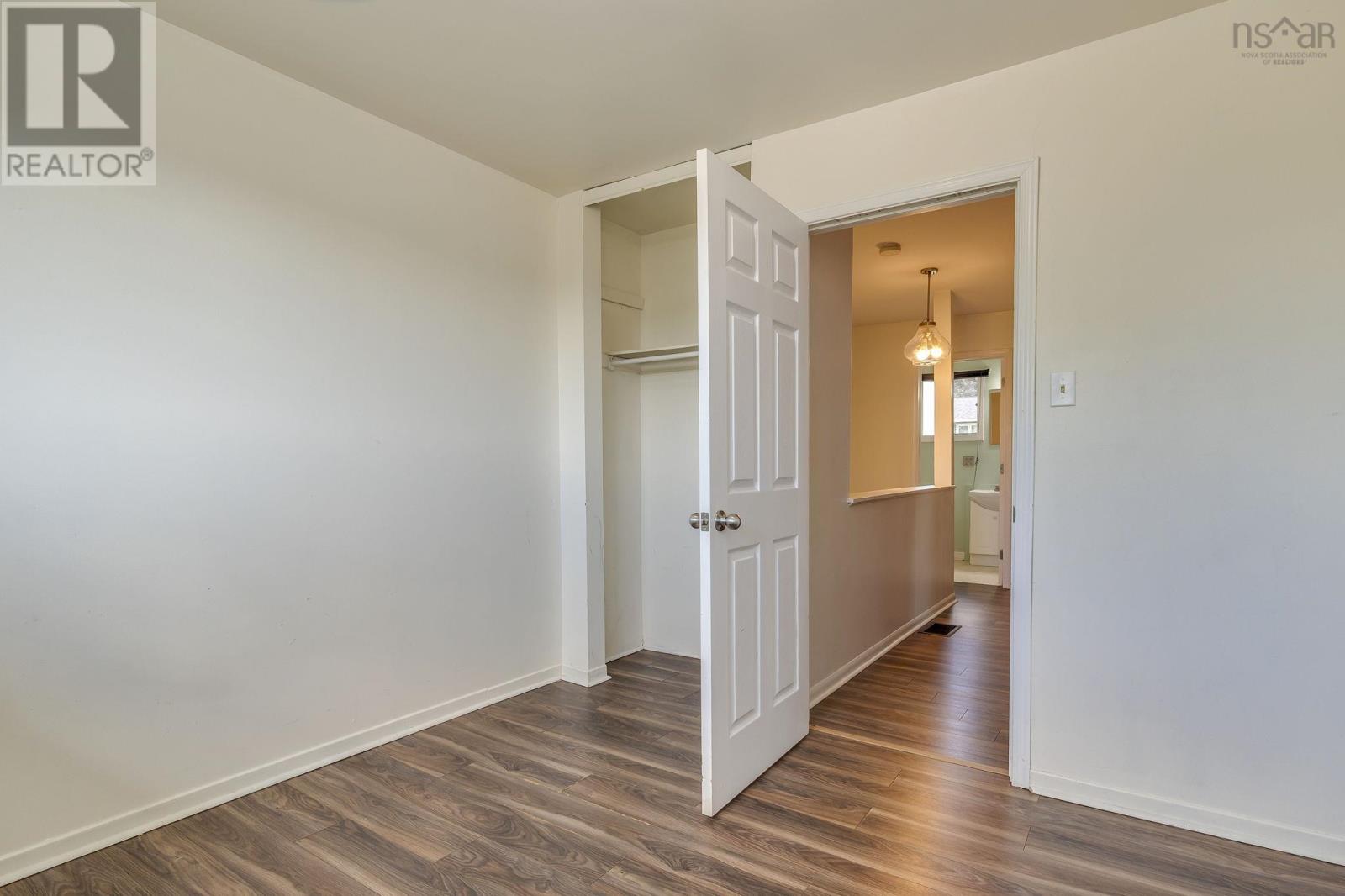 104 Arklow Drive - 16
