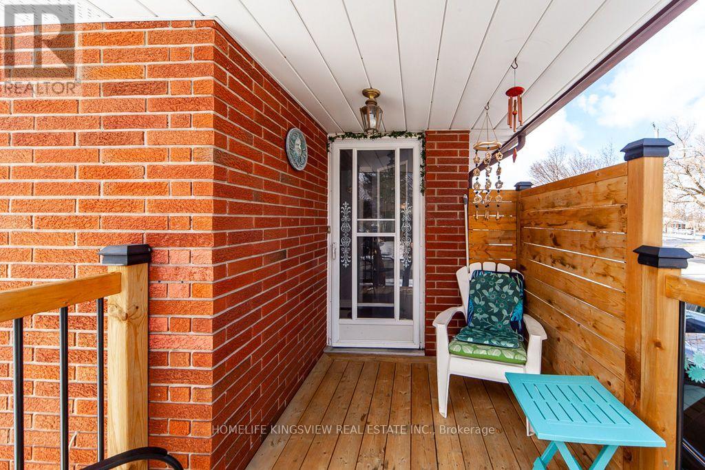 37 ALLAN DRIVE - 2