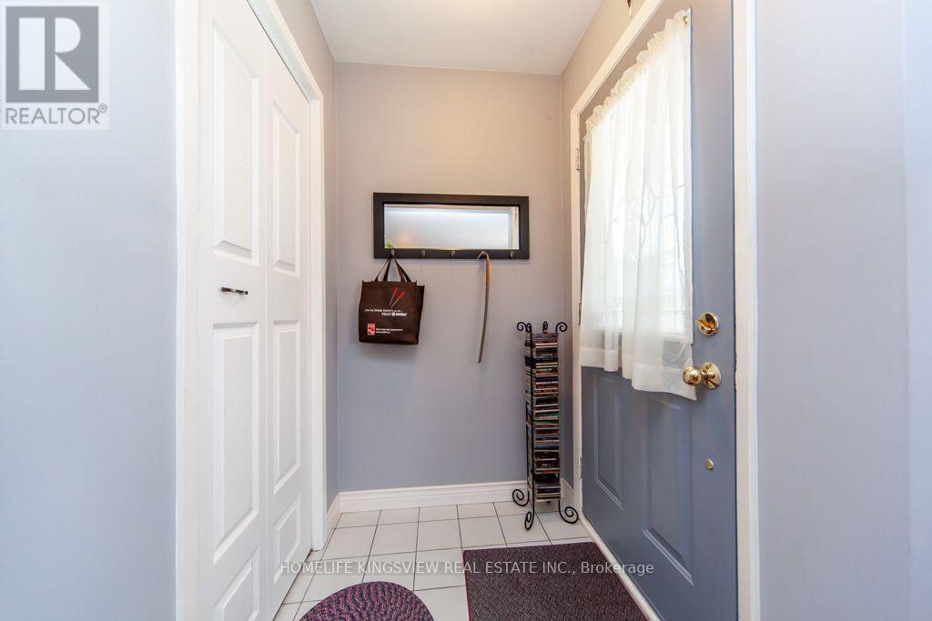 37 ALLAN DRIVE - 7