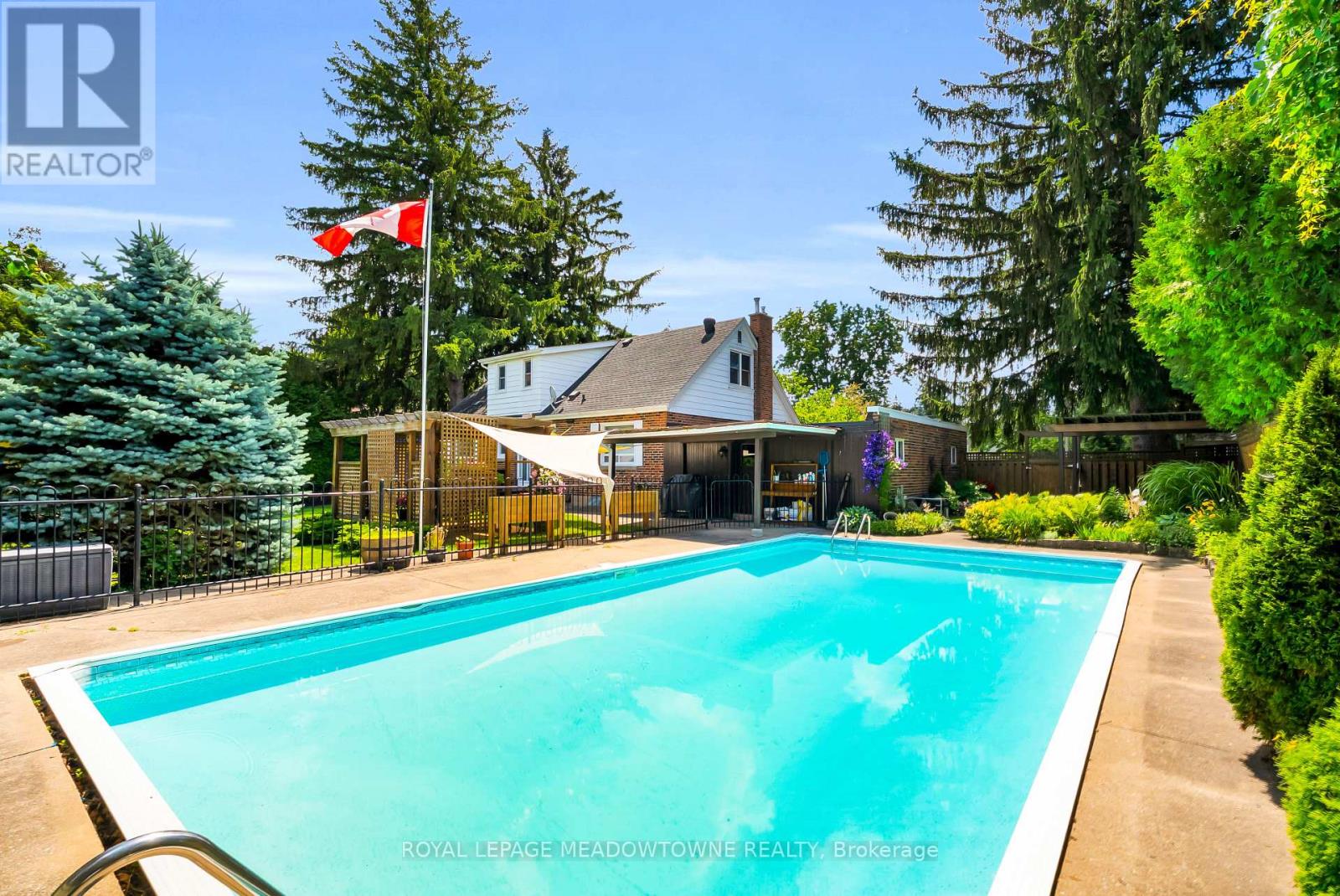 33 PARKER AVENUE - Image 44