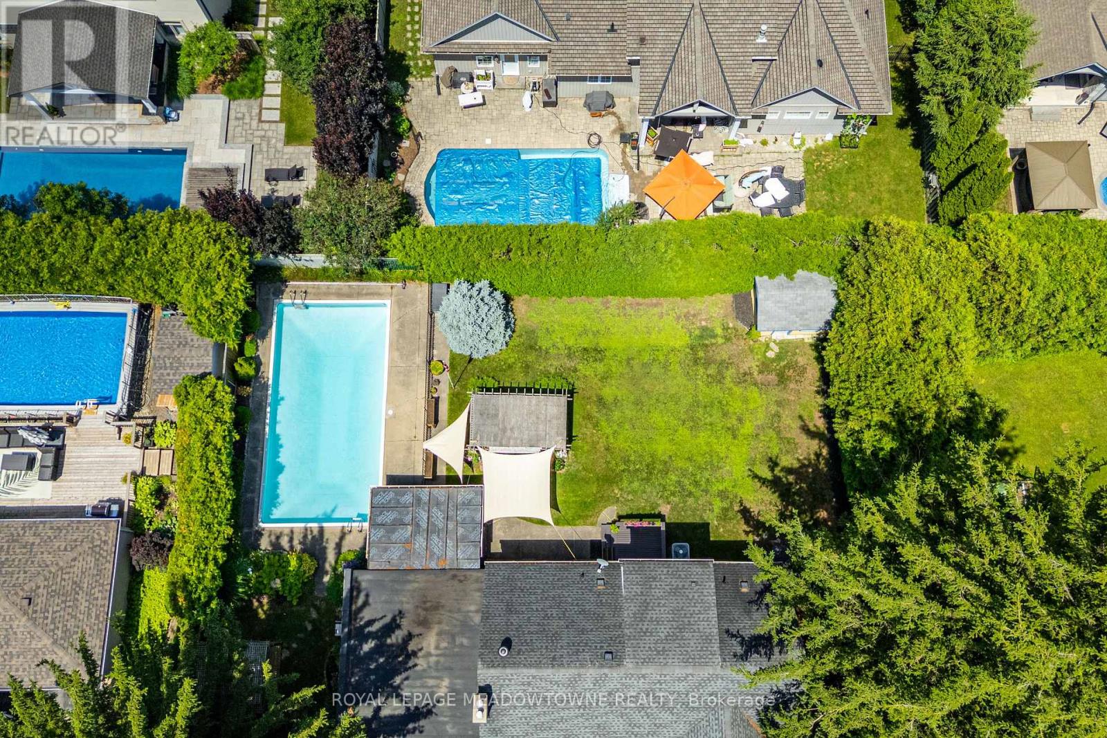 33 PARKER AVENUE - Image 47