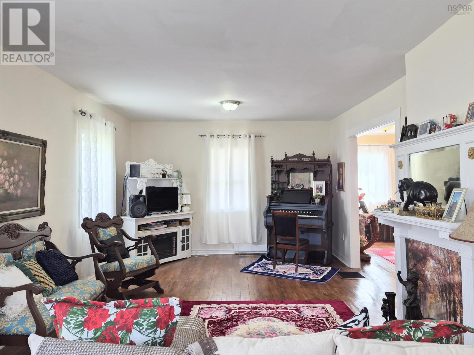 2591 Barronsfield Road - 13