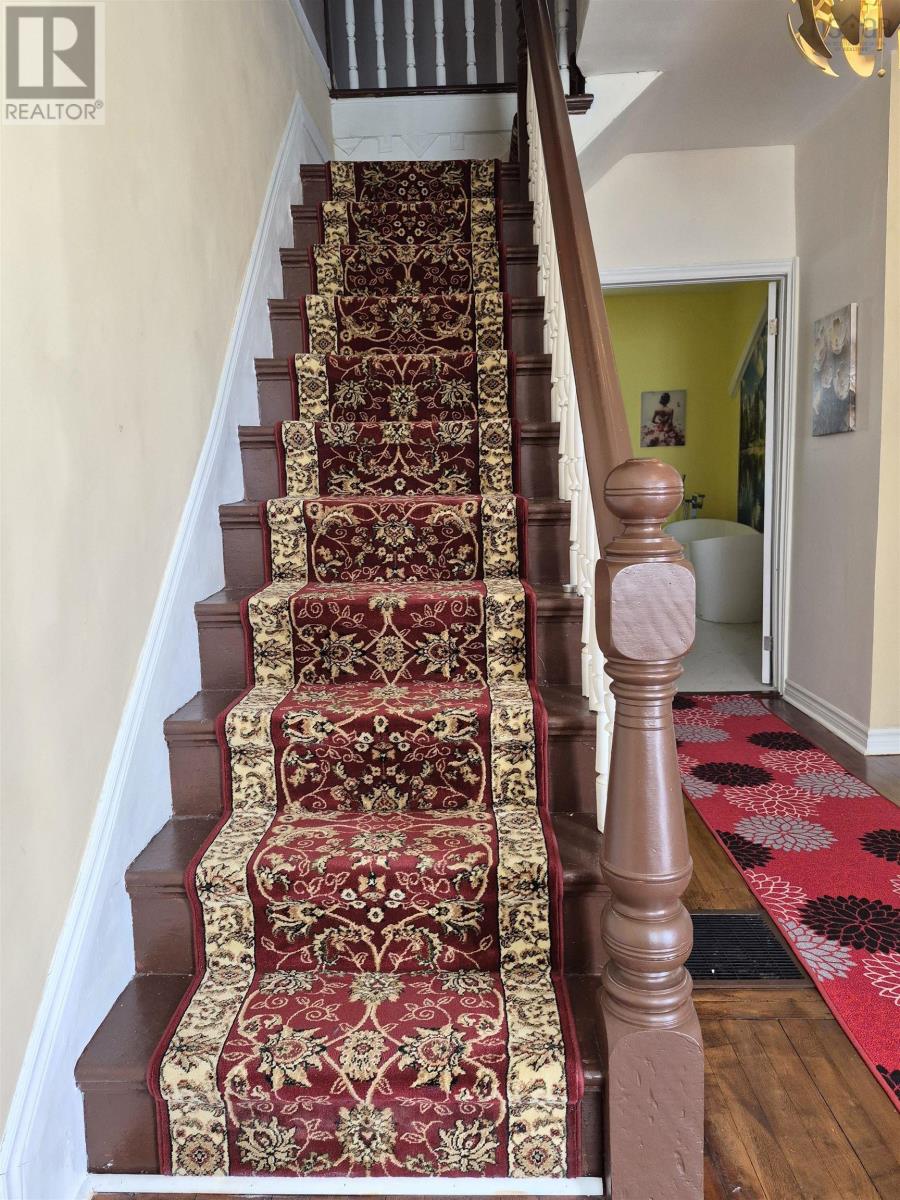 2591 Barronsfield Road - 11