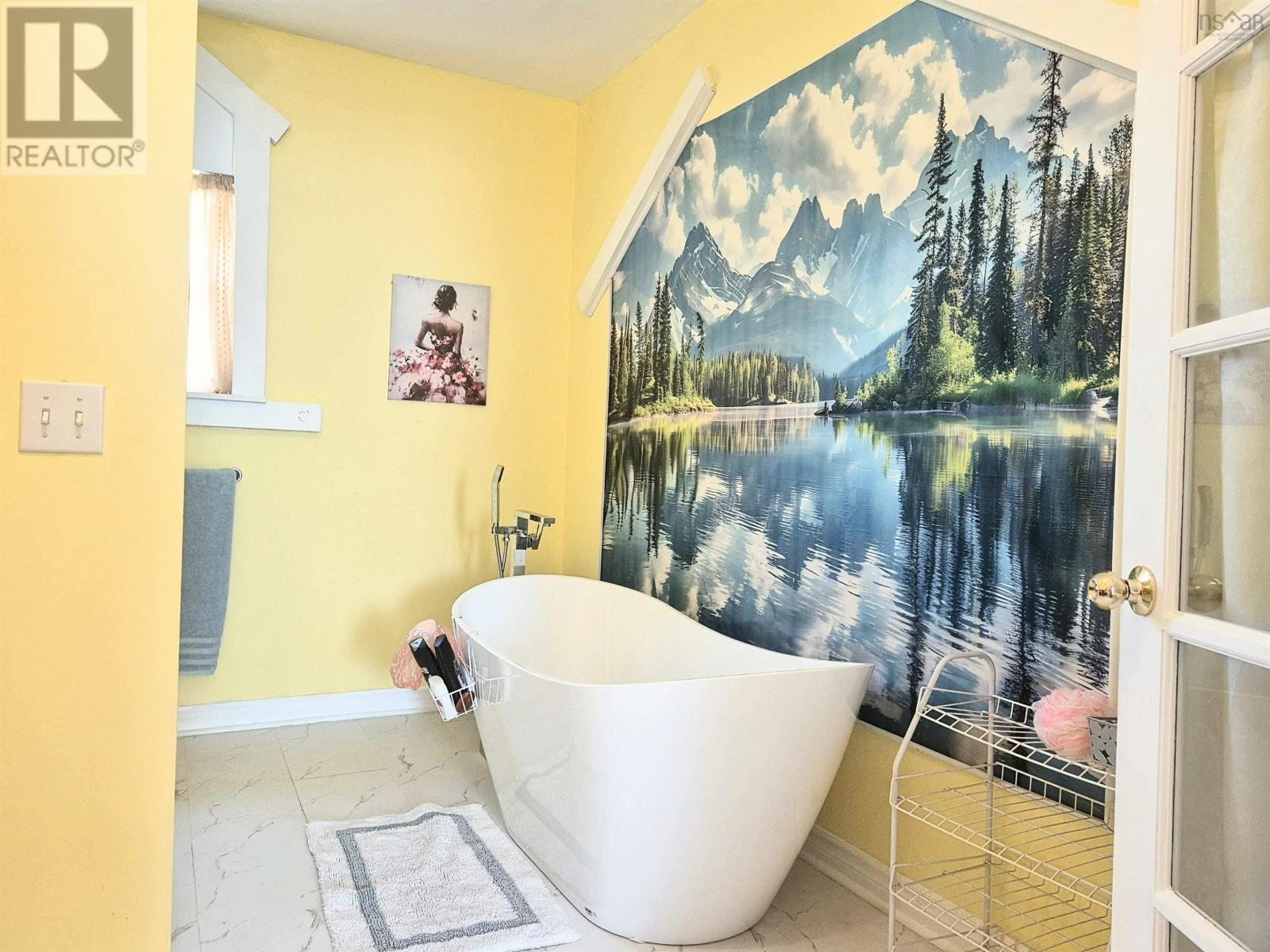 2591 Barronsfield Road - 17