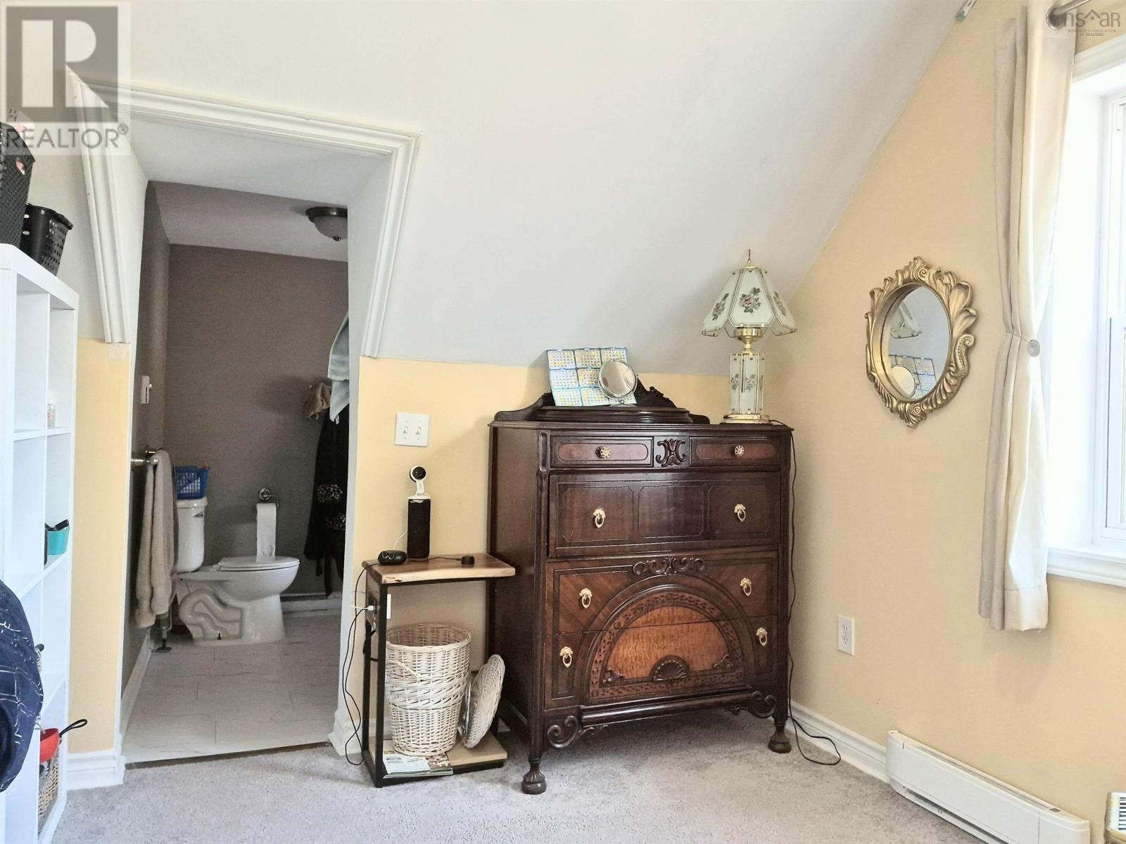 2591 Barronsfield Road - 36