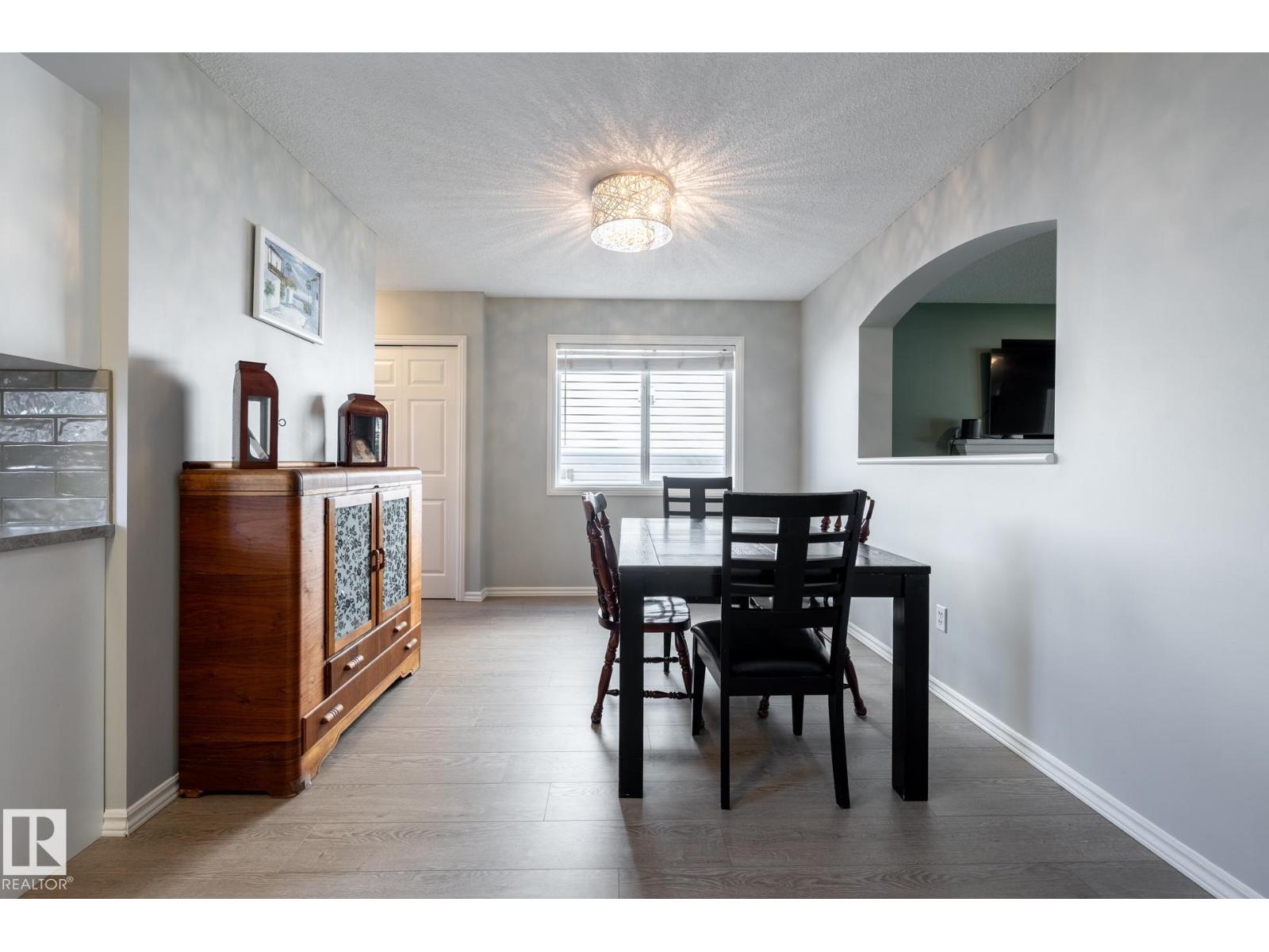 8 SUMMERLAND WY - 15