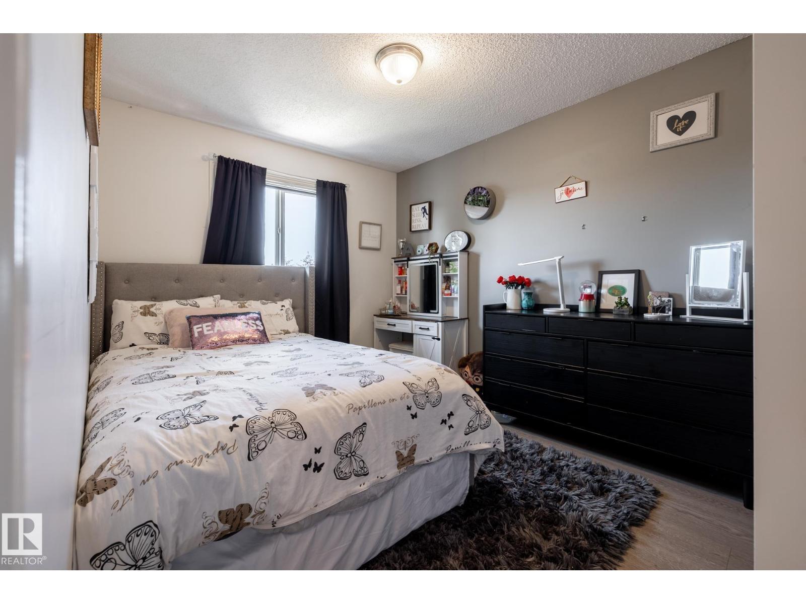 8 SUMMERLAND WY - 24