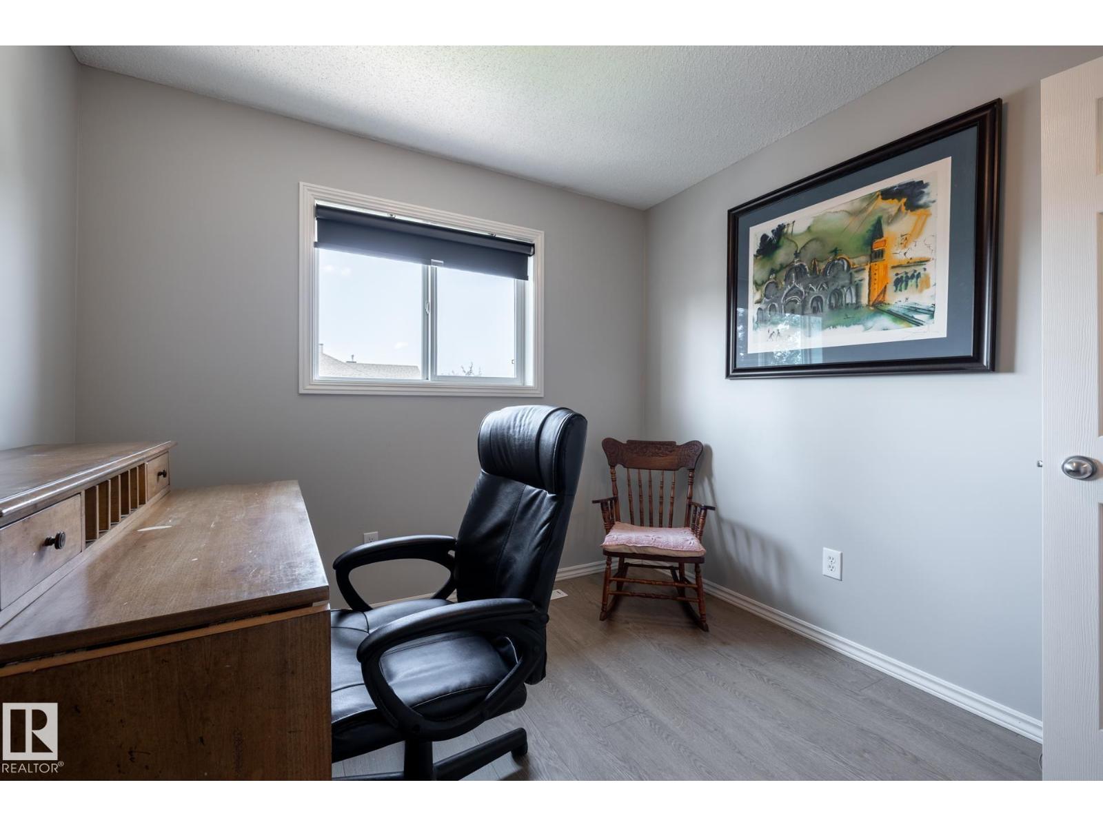 8 SUMMERLAND WY - 26