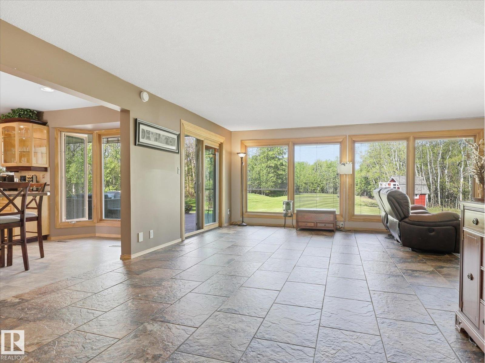 51408 RGE ROAD 224 - 11