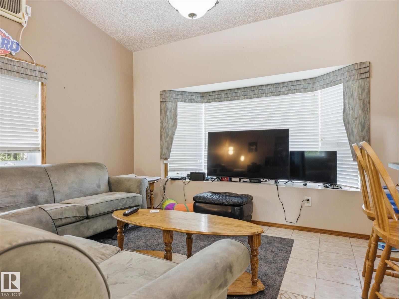 51408 RGE ROAD 224 - 43