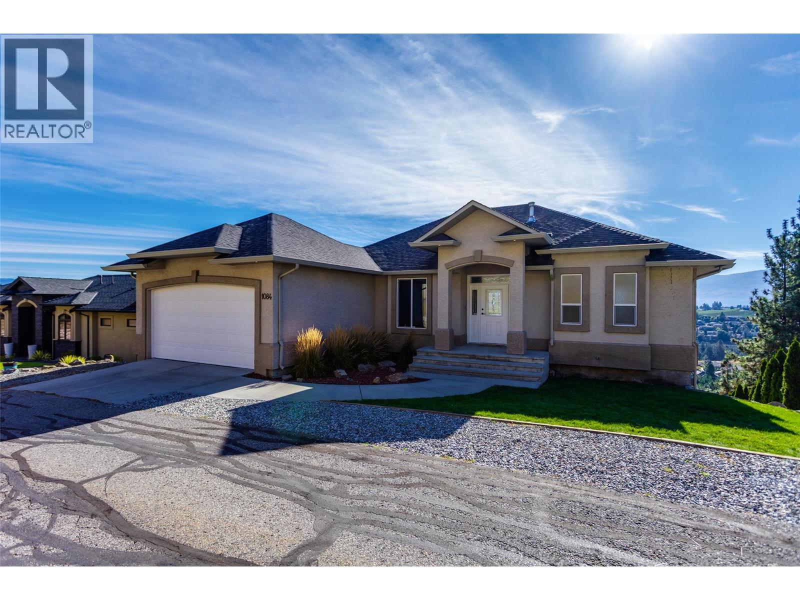 1084 Aurora Heights - 1