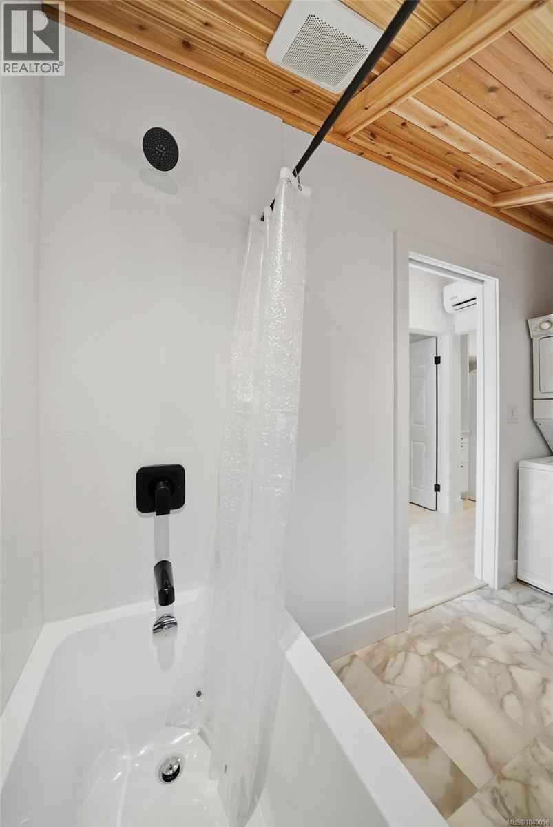 675 Little Blvd - 27