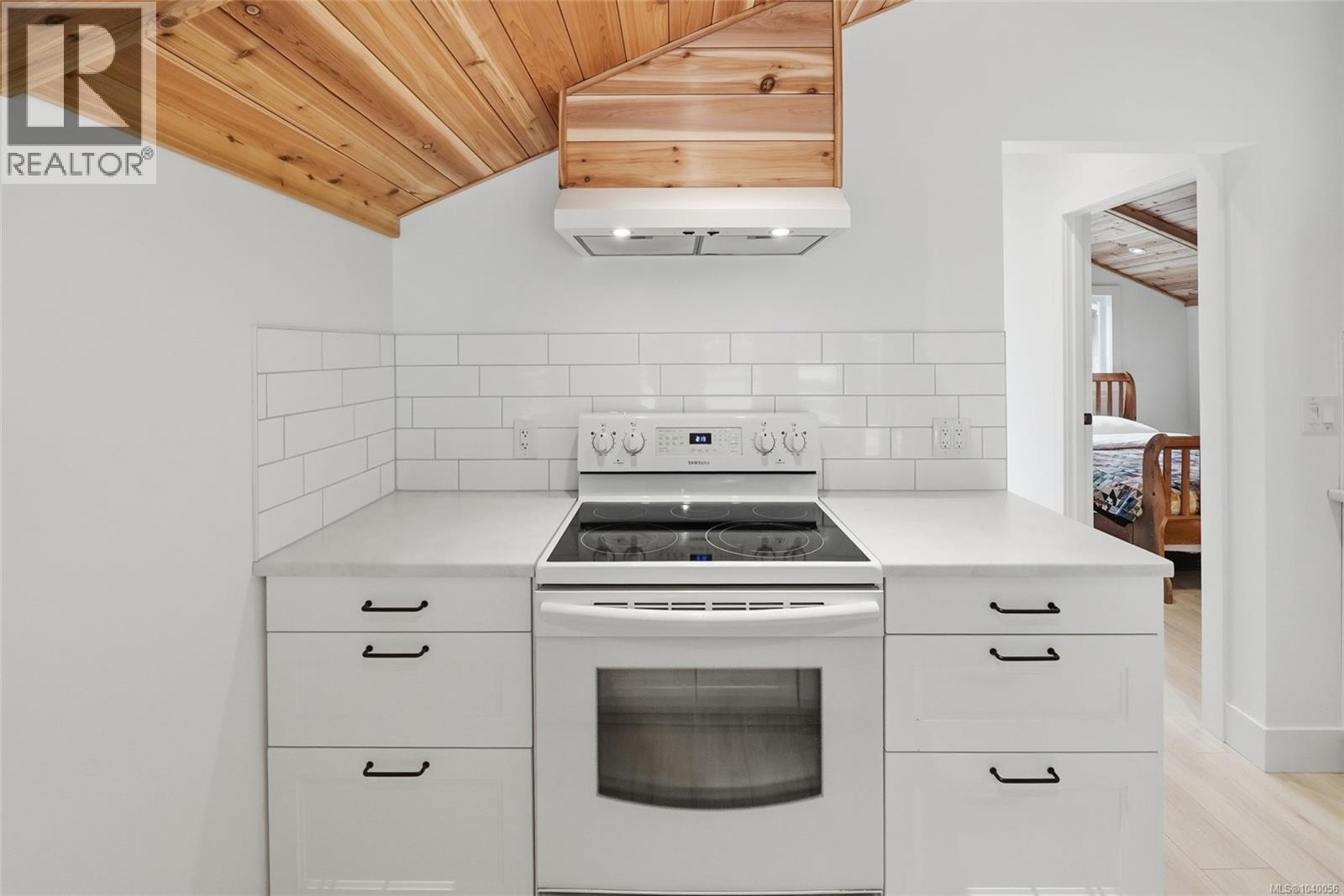 675 Little Blvd - 15