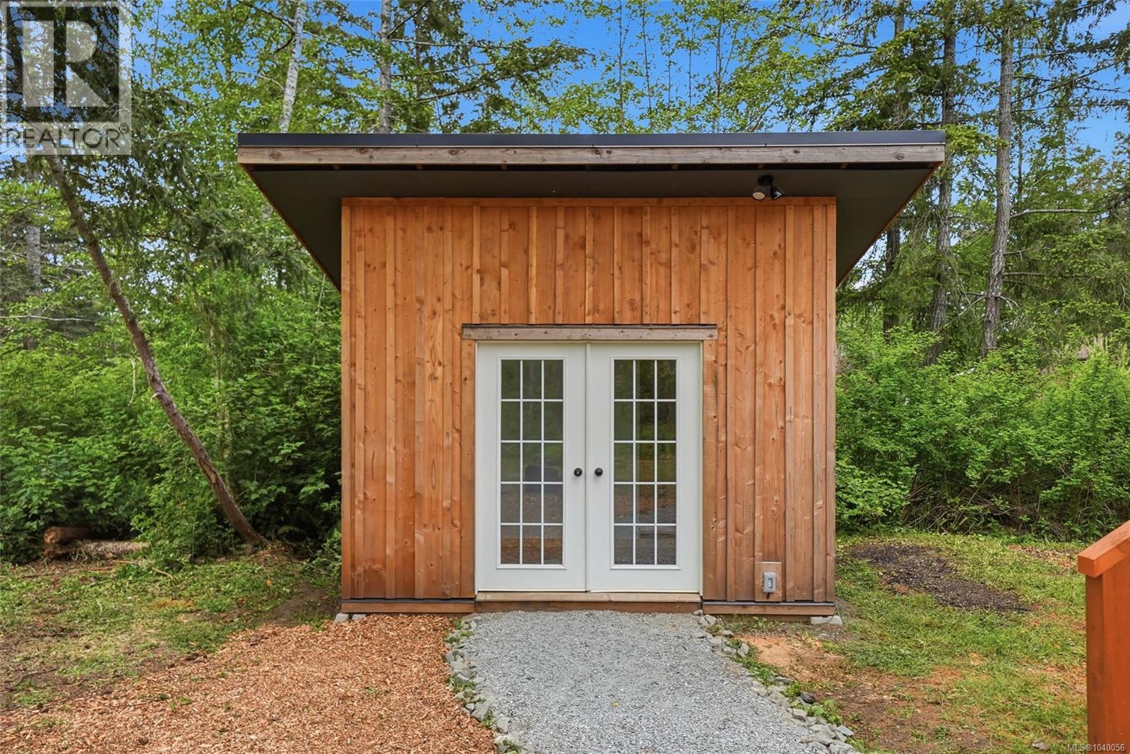 675 Little Blvd - 36