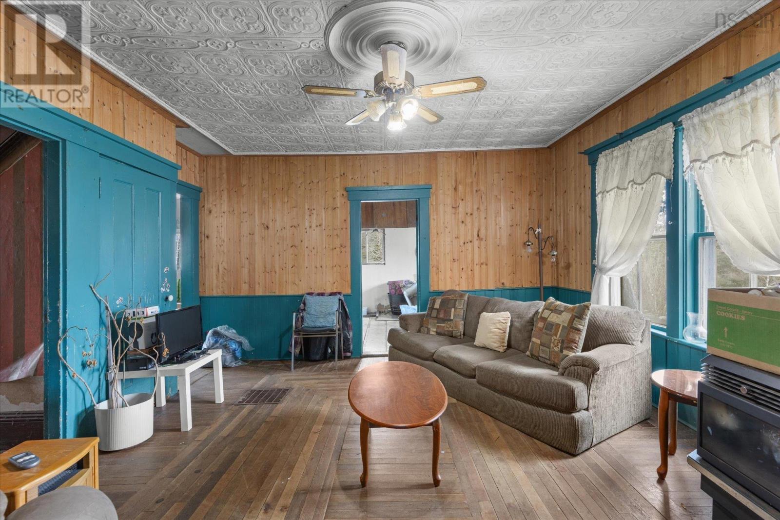 1170 Highway 10 - 10
