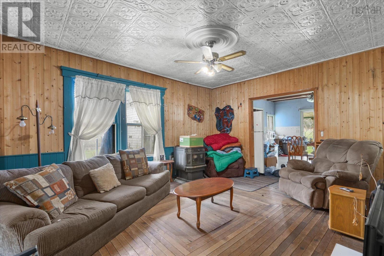 1170 Highway 10 - 13
