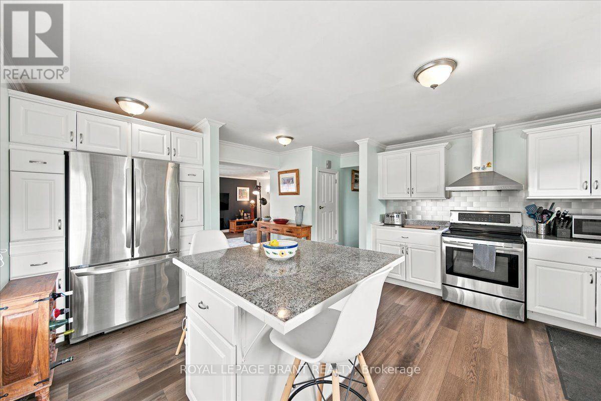 12 TILLSON STREET - 10