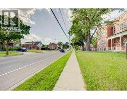 153 Courtland Avenue E, Kitchener, ON N2G2V2 Photo 15
