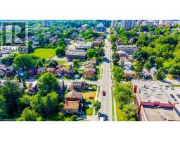 153 Courtland Avenue E, Kitchener, ON N2G2V2 Photo 8