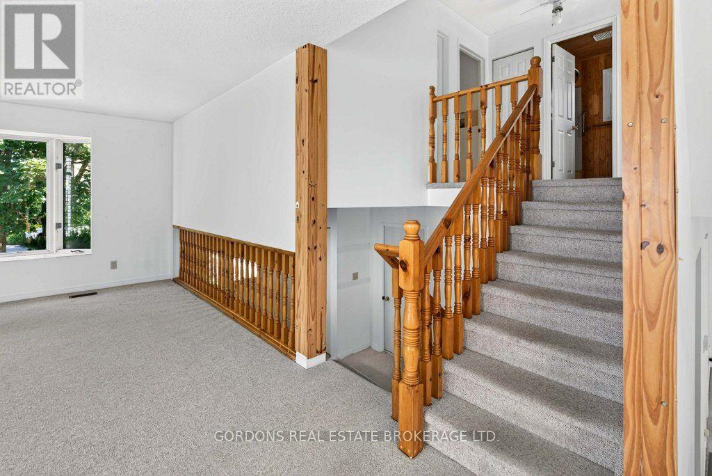 30 LIMERIDGE DRIVE - 20