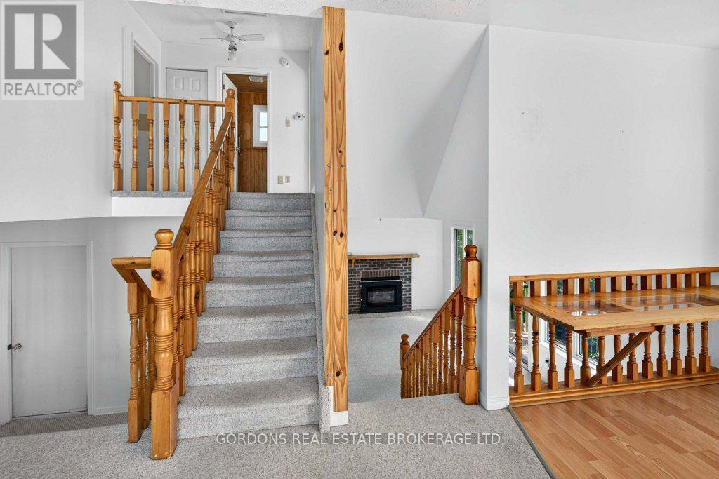 30 LIMERIDGE DRIVE - 21