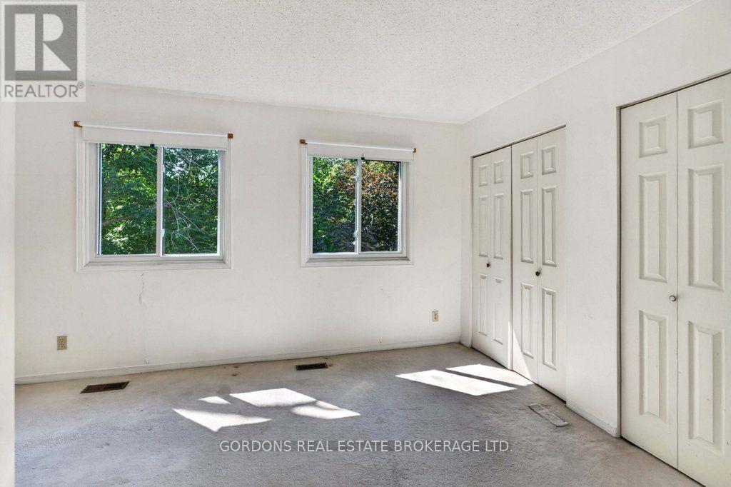 30 LIMERIDGE DRIVE - 26