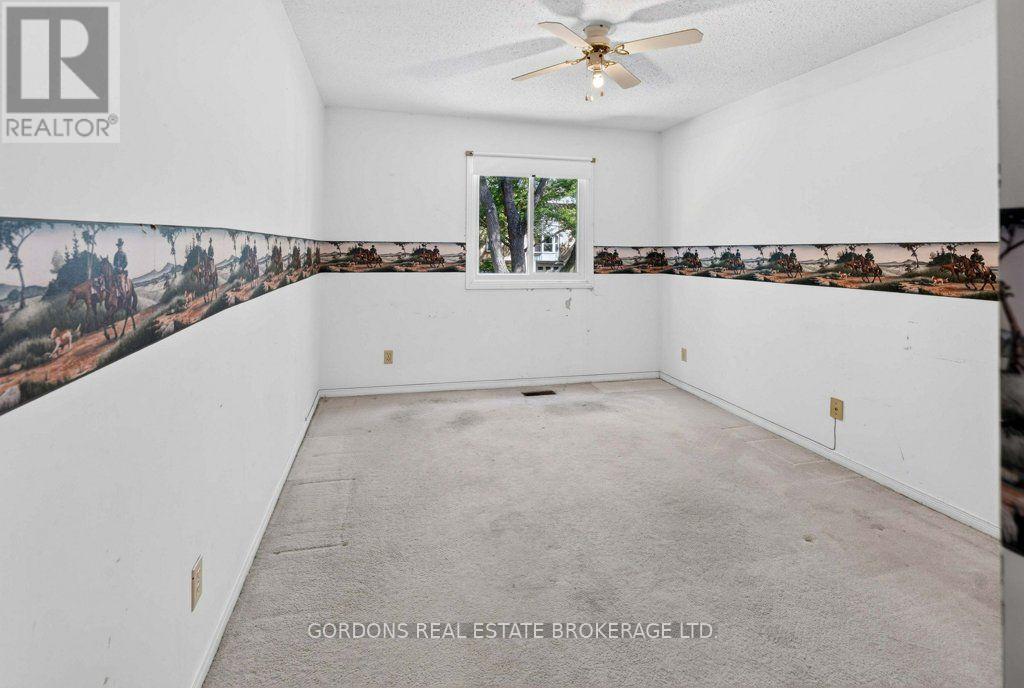 30 LIMERIDGE DRIVE - 36