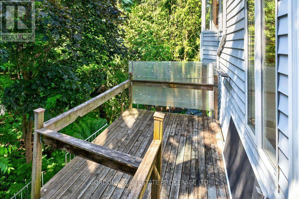 30 LIMERIDGE DRIVE - 4
