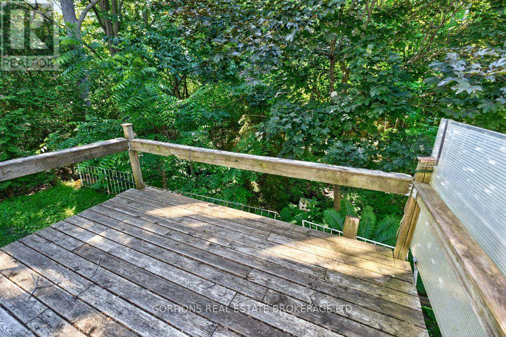 30 LIMERIDGE DRIVE - 5