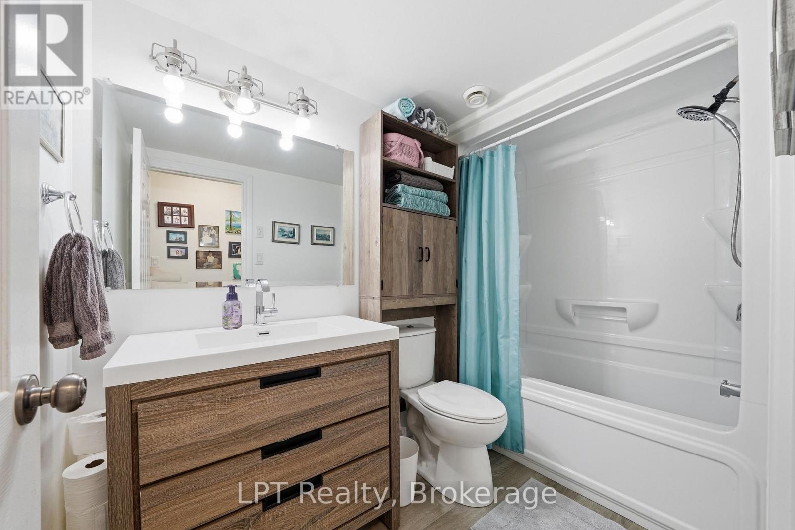 #5A 37 LAKE BREEZE COURT - Image 20
