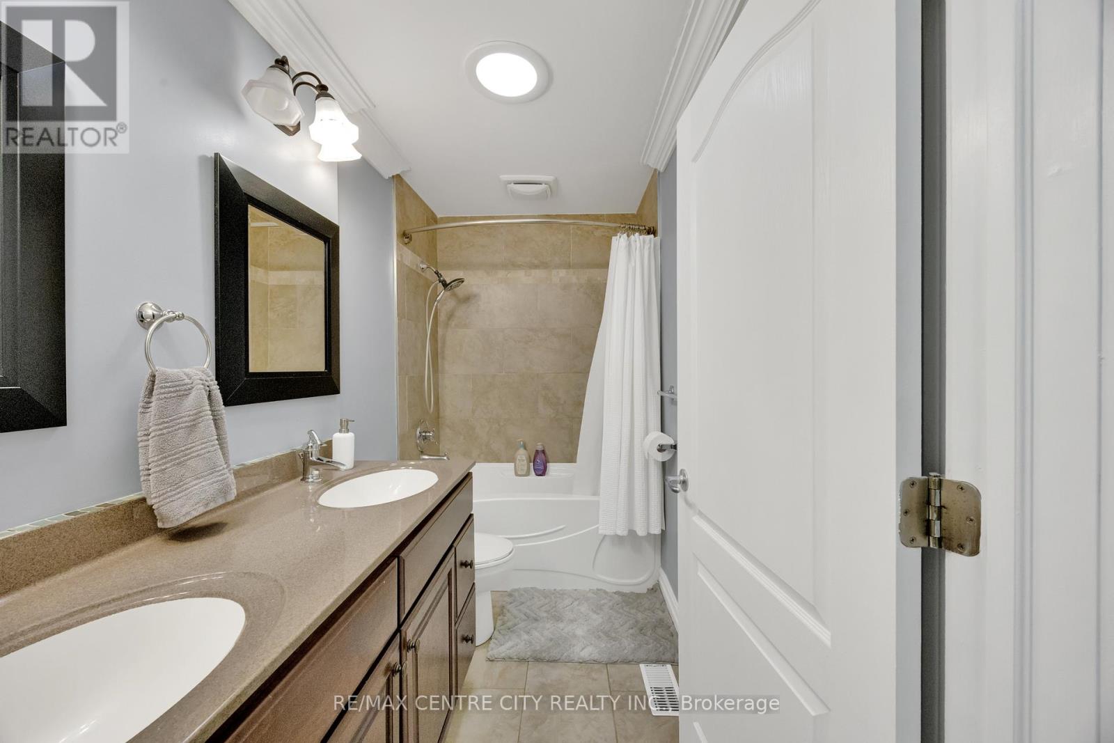 174 RIDGE STREET - 28