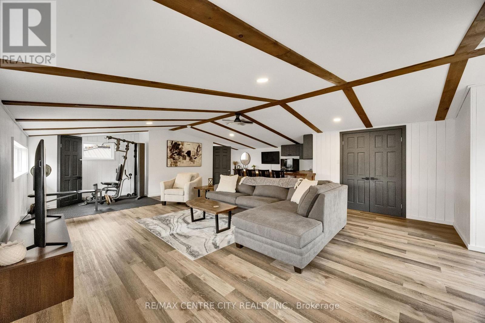 174 RIDGE STREET - 49