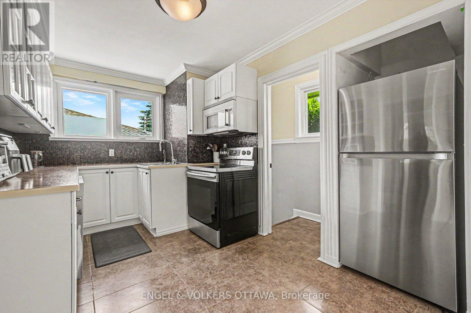 4 Bed, 2 Bath House for Sale in Ottawa – 1319 KINGSTON AVENUE, Ottawa – MLS# X13547396 - Image 14