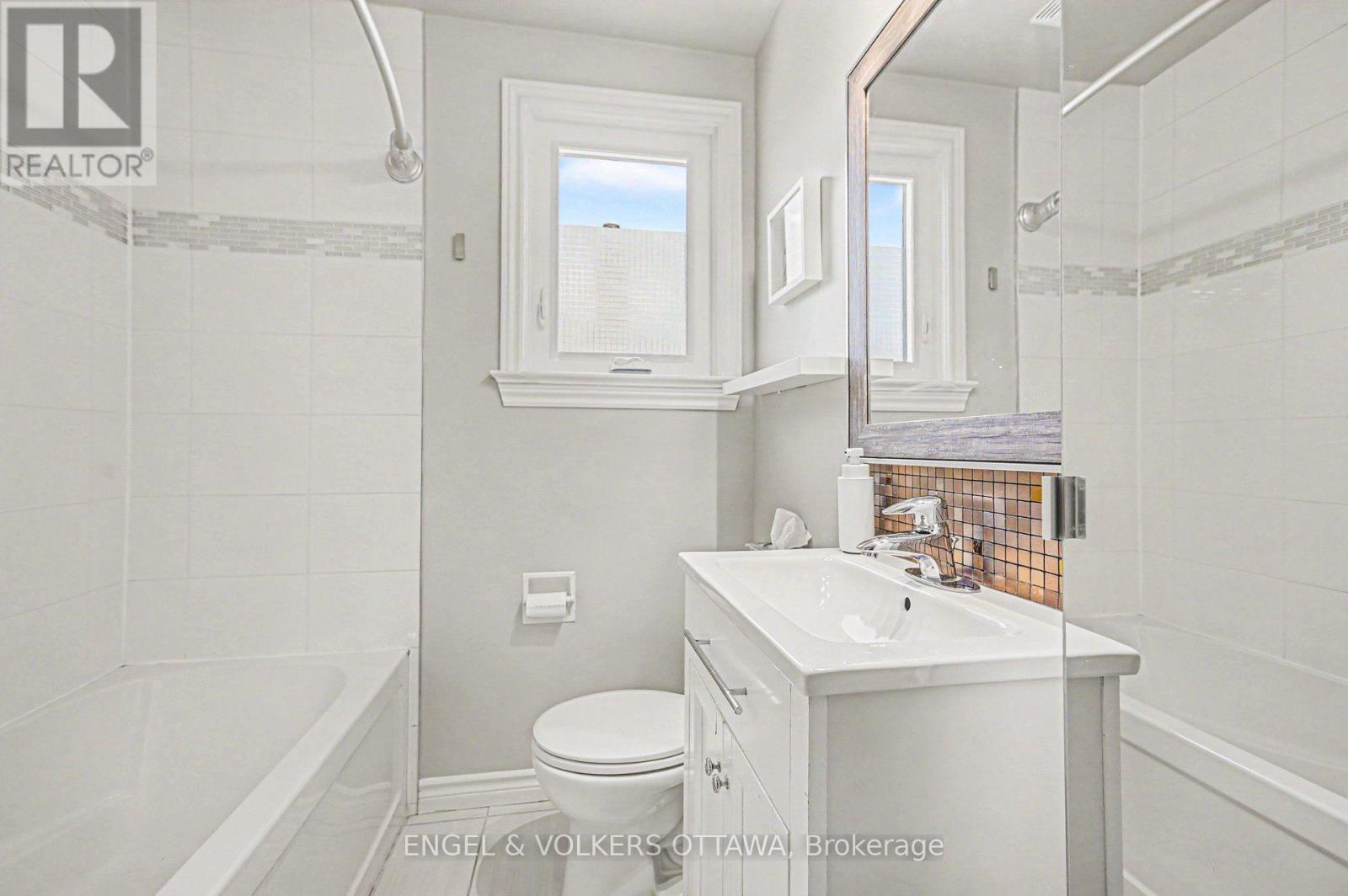 4 Bed, 2 Bath House for Sale in Ottawa – 1319 KINGSTON AVENUE, Ottawa – MLS# X13547396 - Image 22