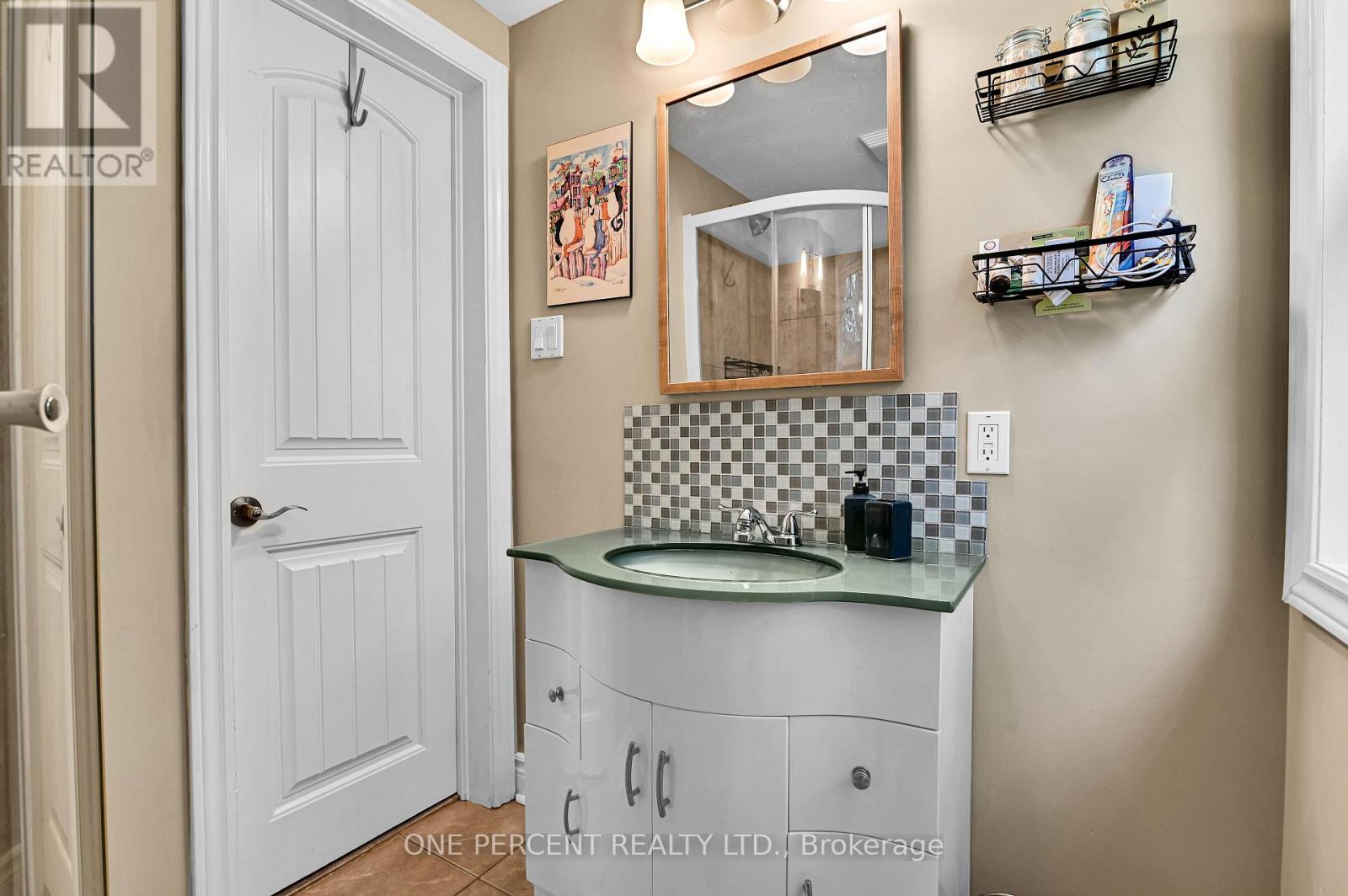 484 MUTUAL STREET, Ottawa. Luxury613. By Peter Sagos - Image 18