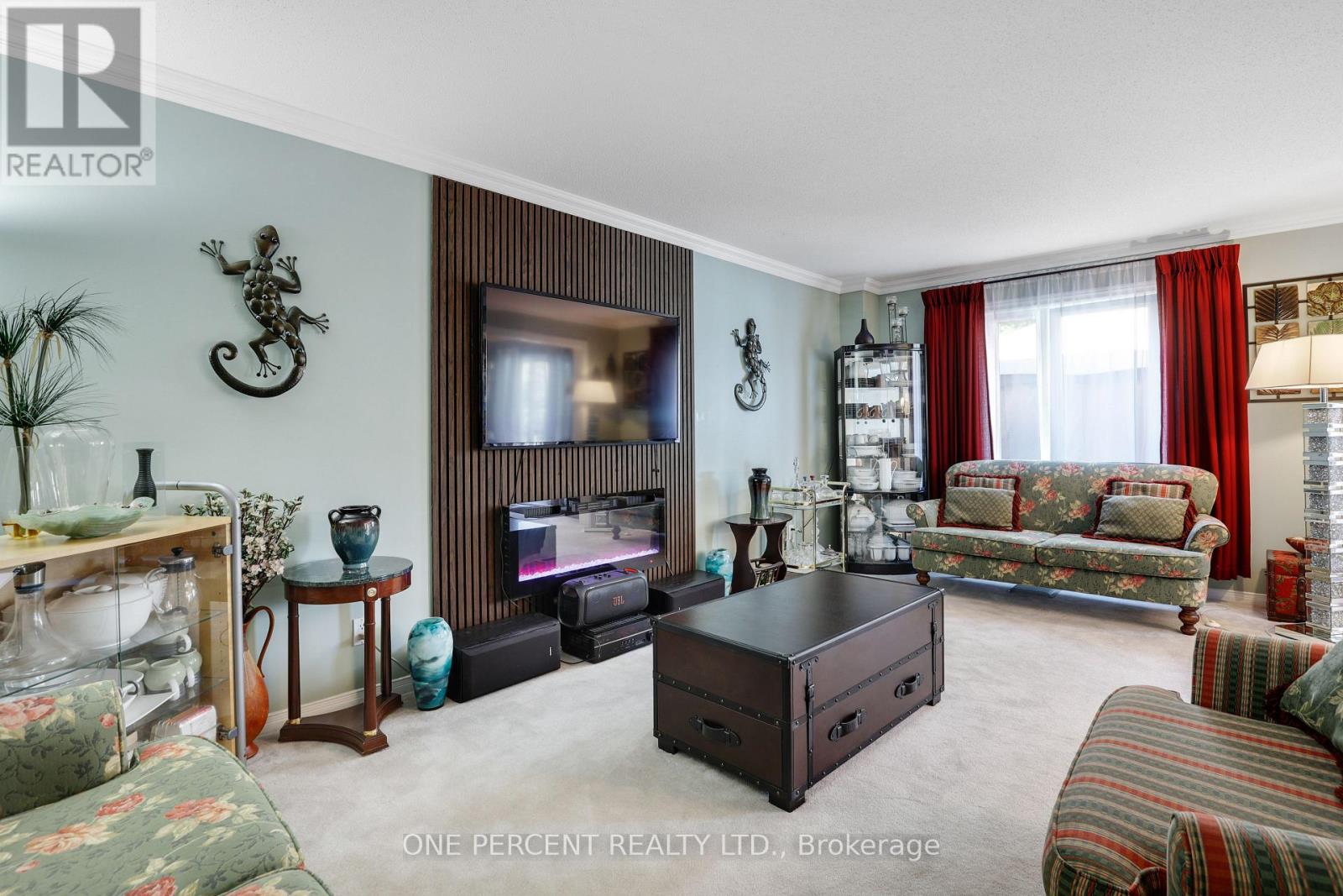 59 WOODFORD WAY, Ottawa. Luxury613. By Peter Sagos - Image 13