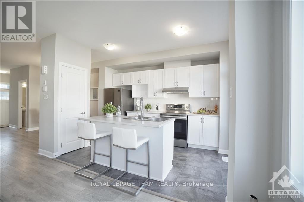 3 Bed, 3 Bath House for Rent in Ottawa – 217 GEYSER PLACE, Ottawa – MLS# X13547446 - Image 10