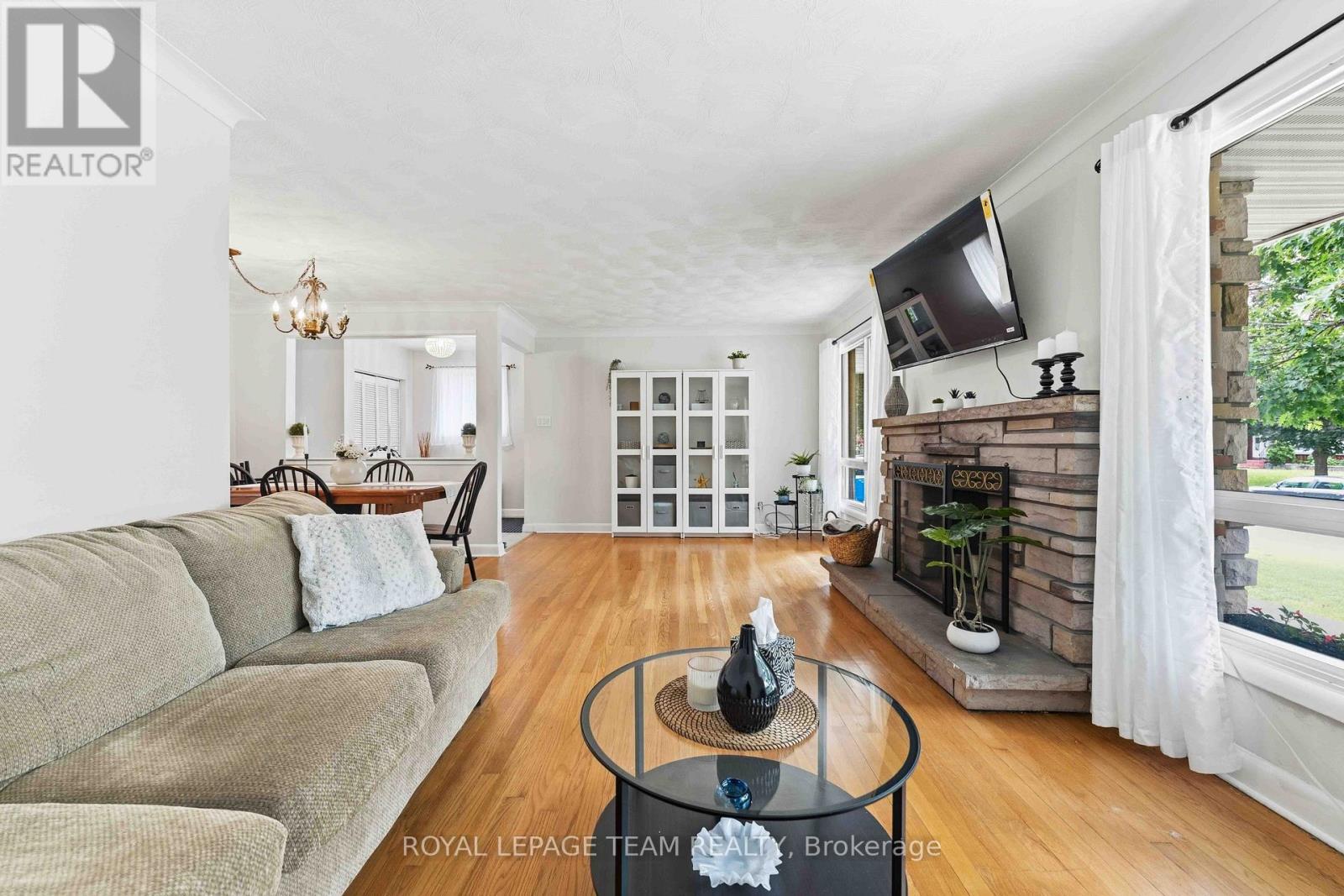 1155 AGINCOURT ROAD - 13