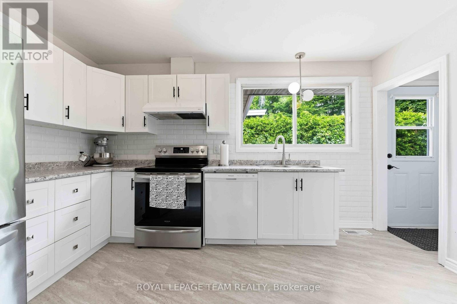 1155 AGINCOURT ROAD - 15