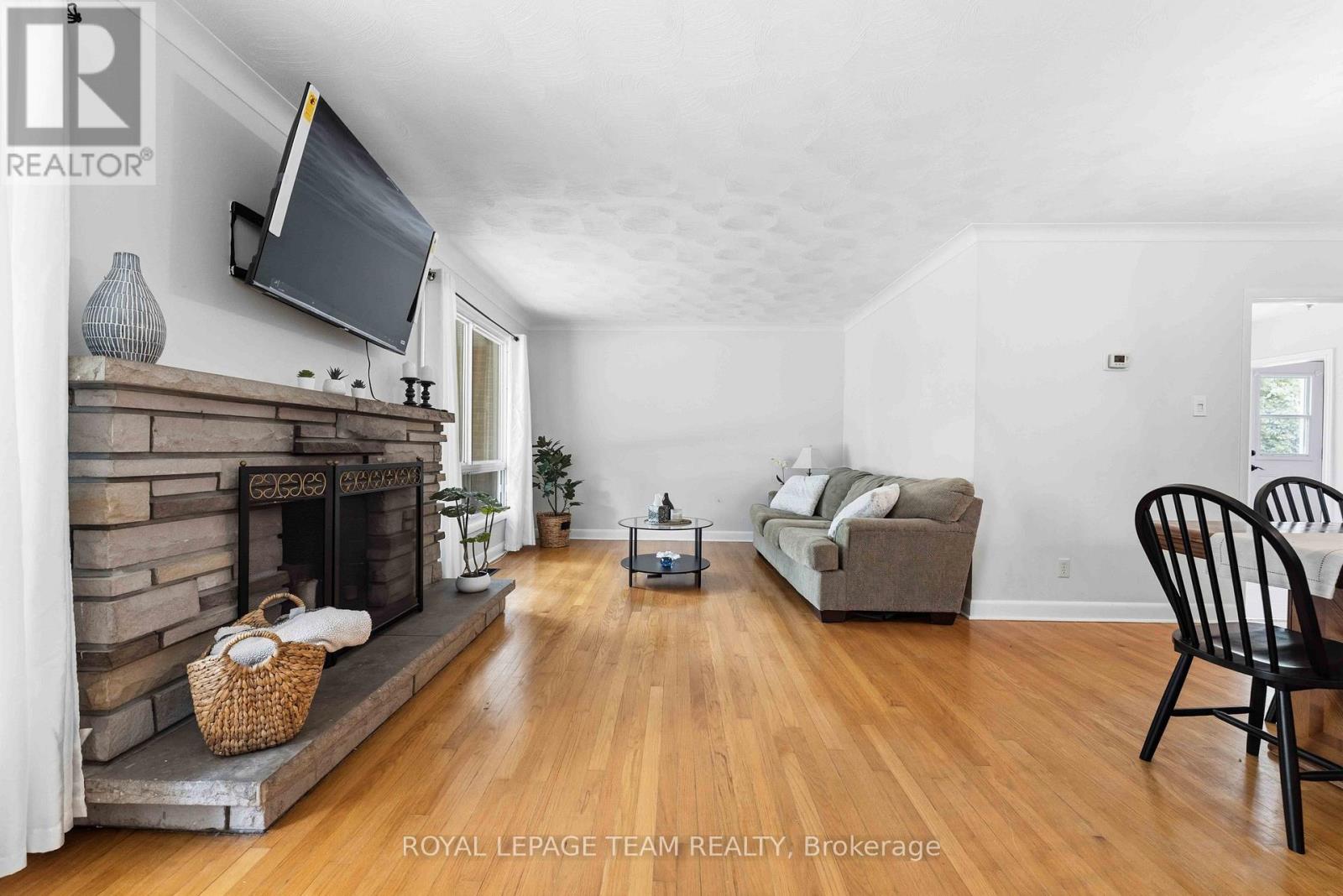 1155 AGINCOURT ROAD - 8