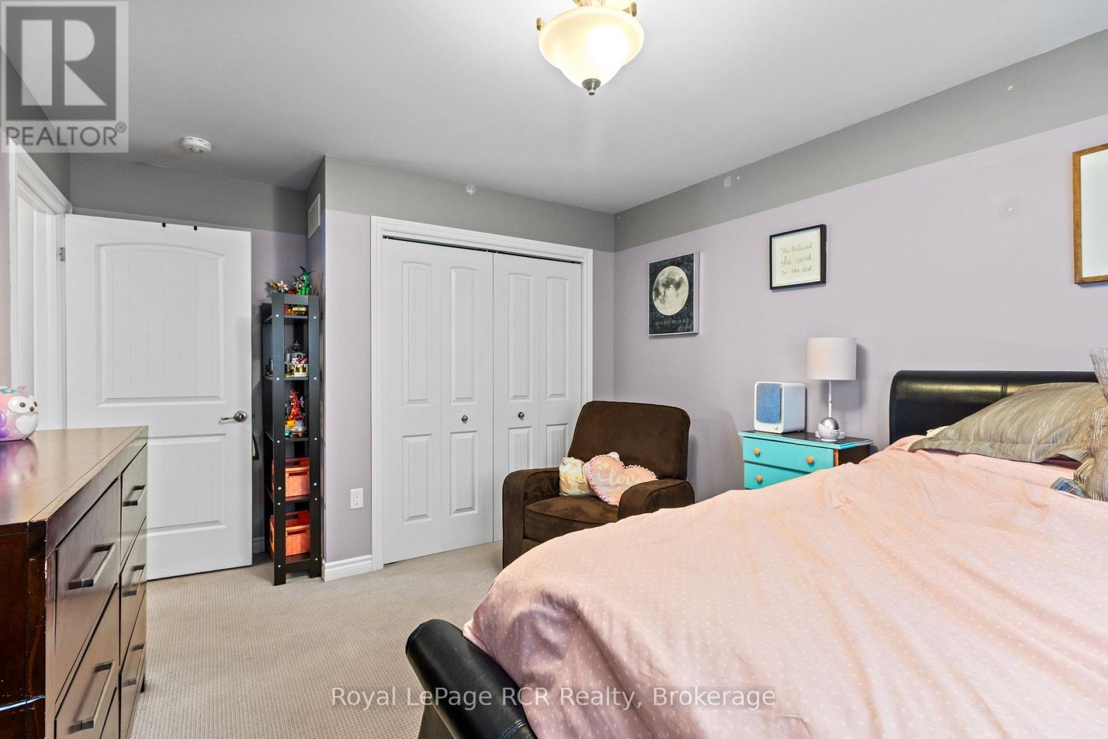 724 ELGIN STREET - 29