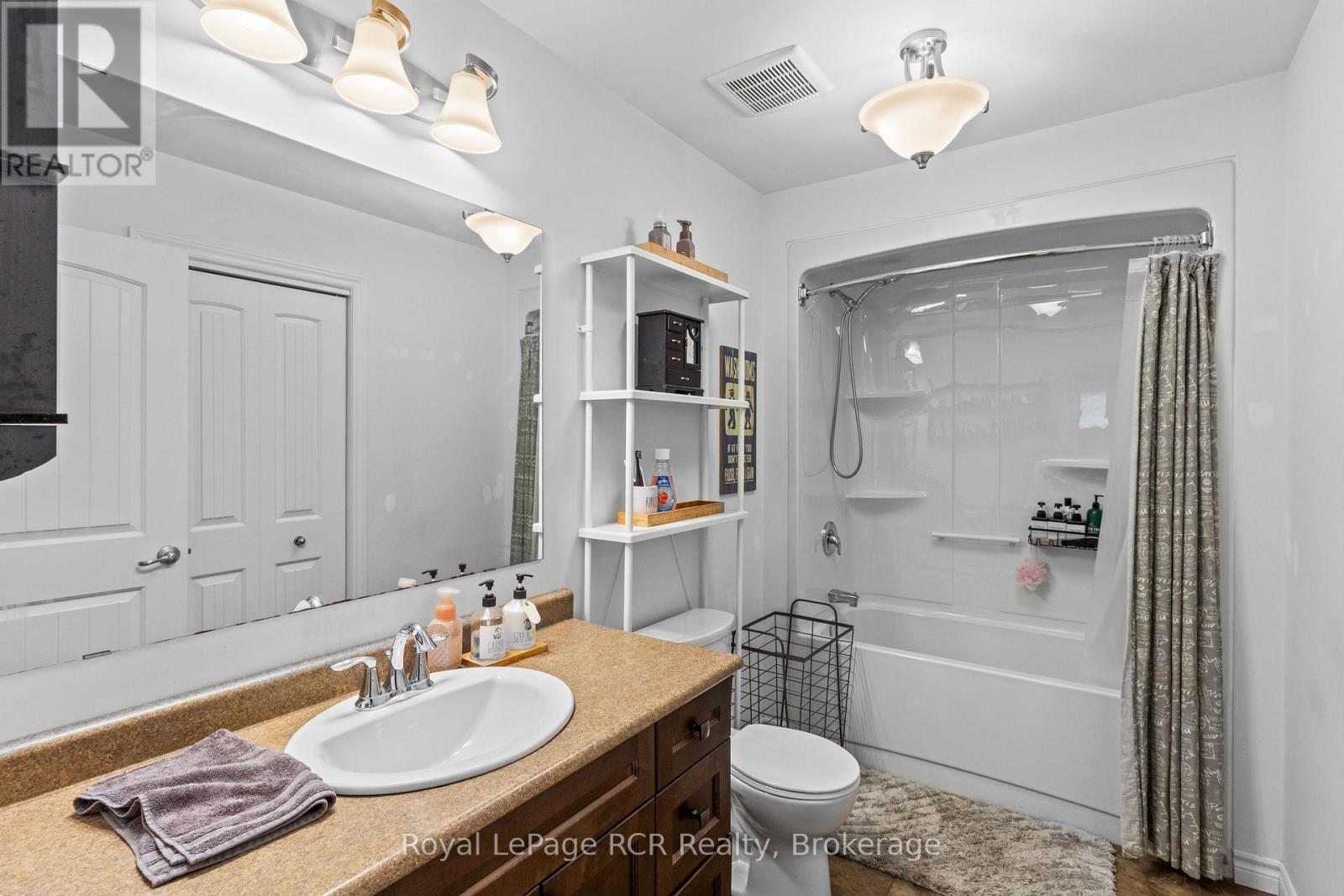 724 ELGIN STREET - 24