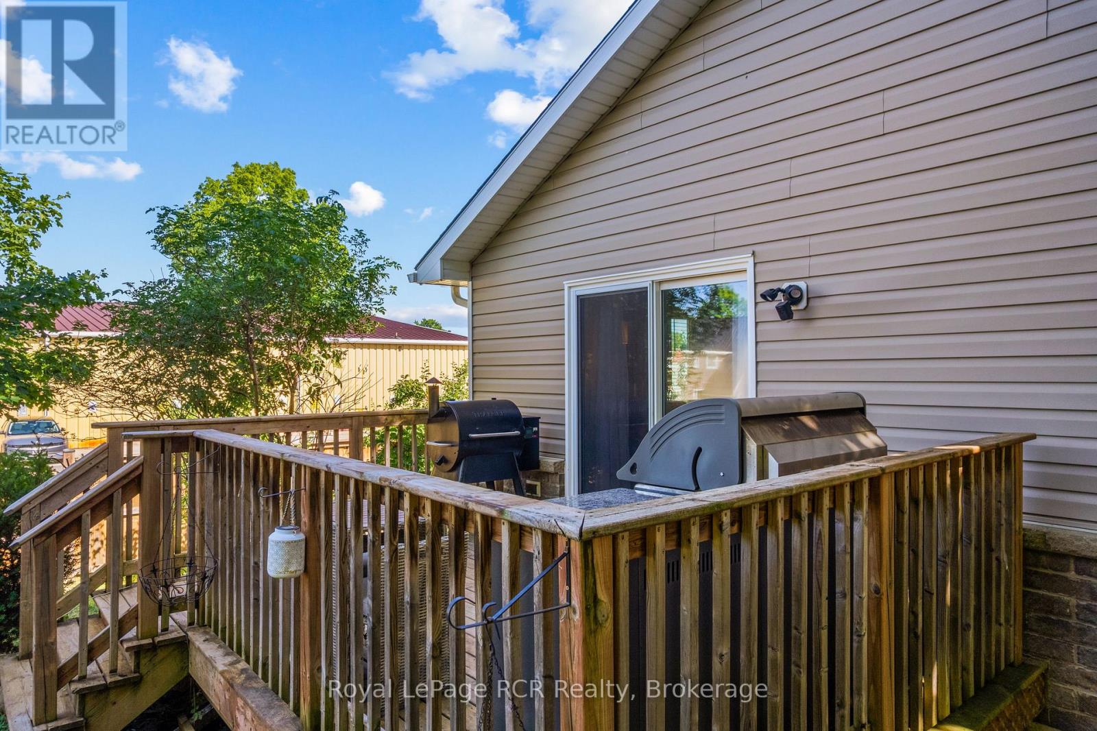 724 ELGIN STREET - 7