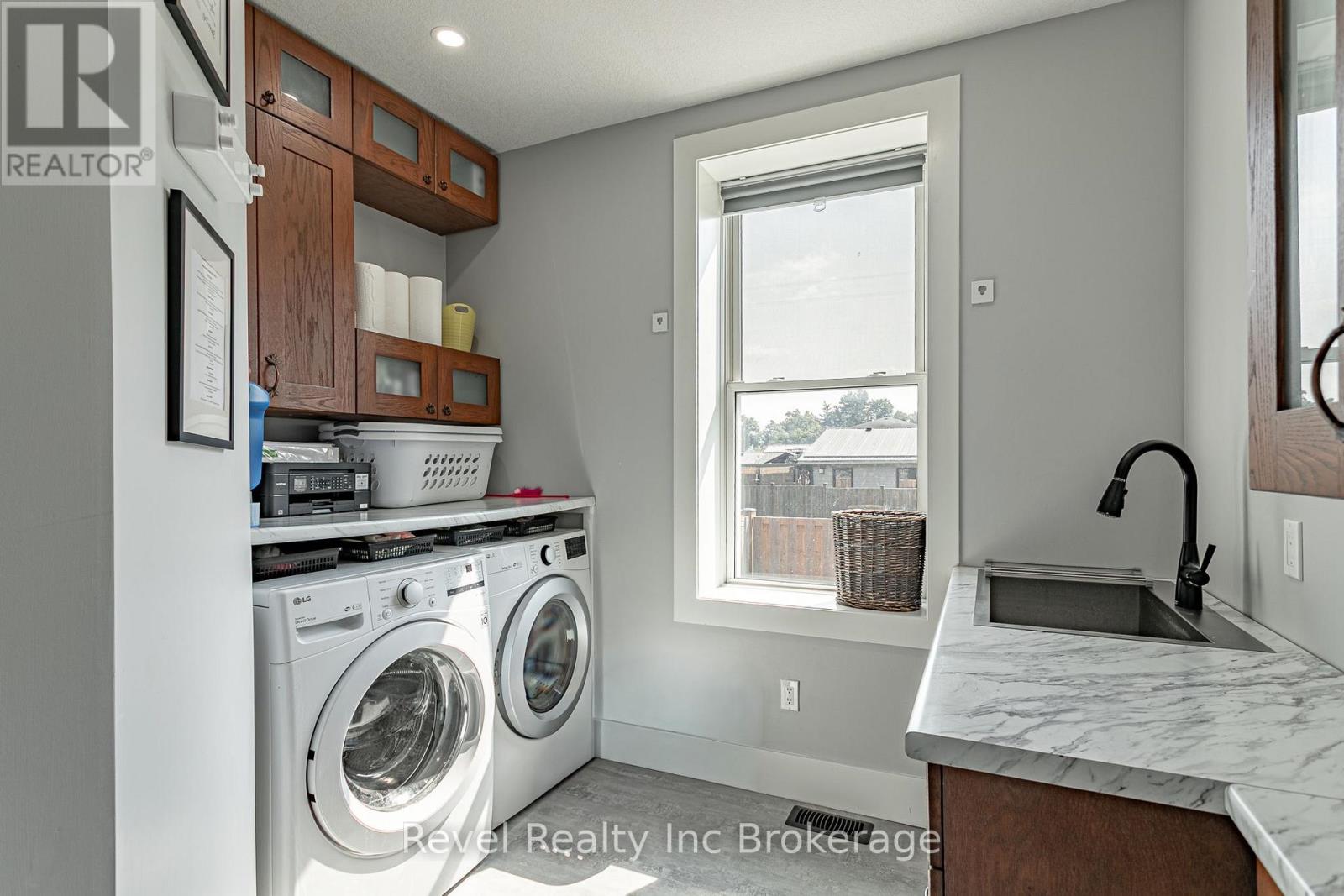 19 MURRAY STREET - Image 9