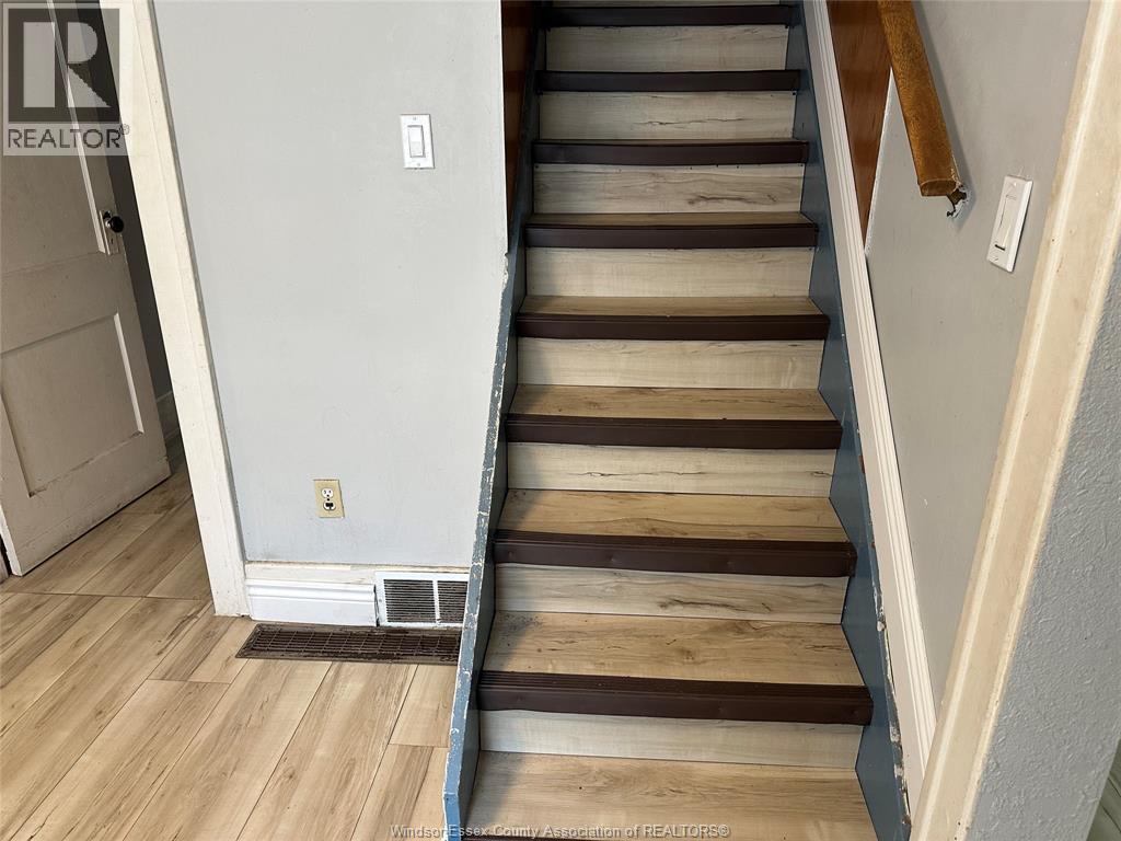 961 CAMPBELL - 5