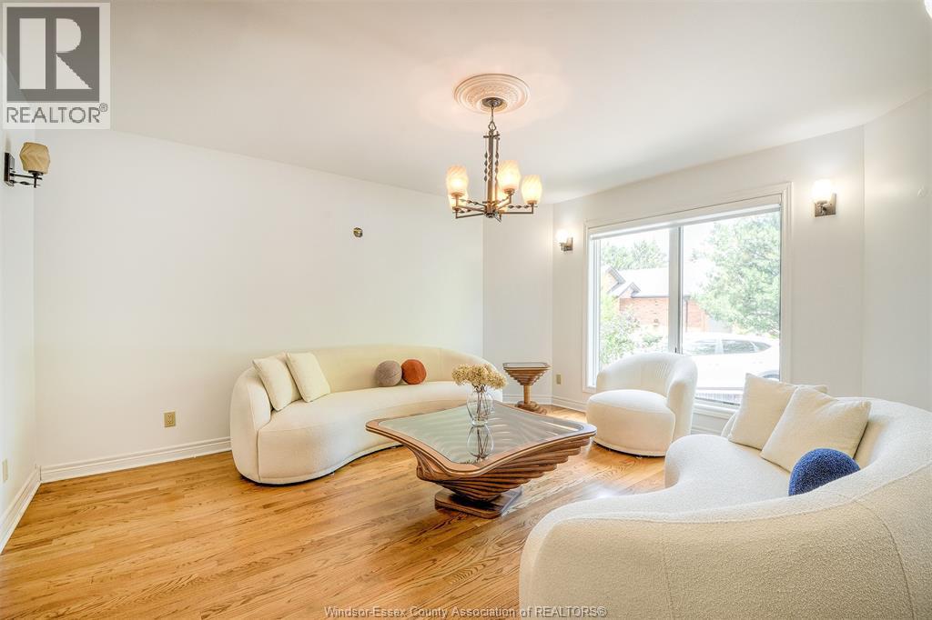 36 Meadow LANE - 10